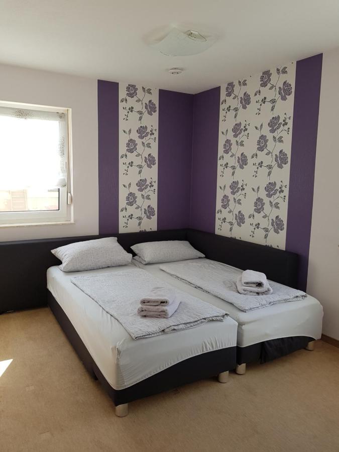 Ferienwohnung Mit Bauernhofflair โลเบา ภายนอก รูปภาพ